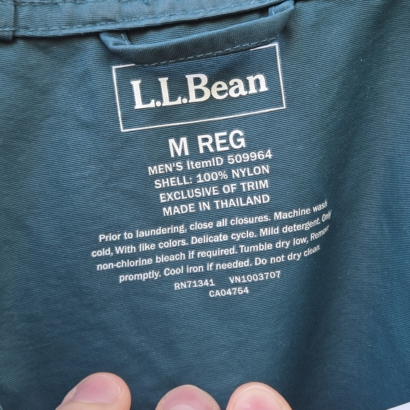 L.L. Bean Men's Mountain Classic Jacket, Multi Color Size Medium - Picture 3 of 3